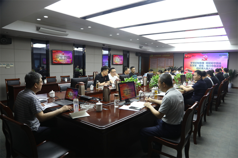 1718583180515904.jpg ec8156e60e40ecbb7aefc48479ad692.jpg